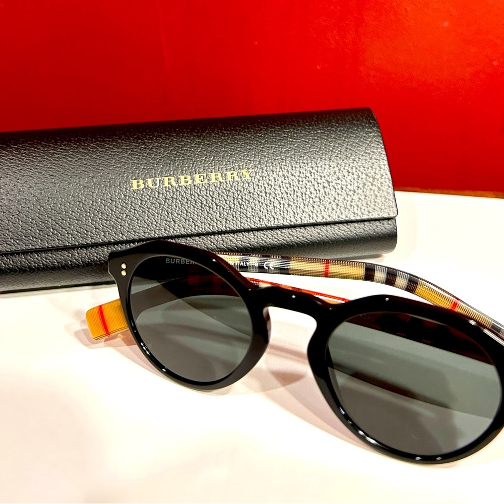 Burberry Sunglasses